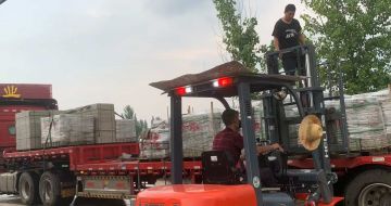 永州 黄金麻冰裂纹，地铺石装车