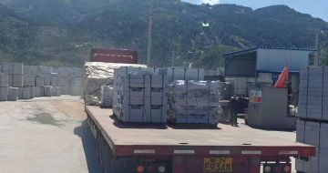 永州 芝麻白仿形路沿石，直形路沿石