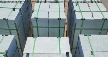 永州 芝麻白花岗岩5公分地铺石 花岗岩厂家工厂装车日常