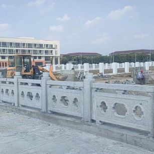 永州 白麻花岗岩荔枝面河道栏杆