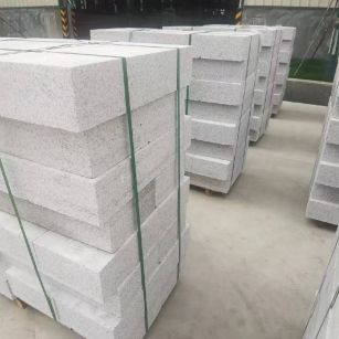 永州 白麻花岗岩路沿石，立缘石，平缘石，路牙石，道牙石，马路牙子等