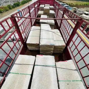 永州 黄金麻花岗岩荔枝面，光面毛板装车完成