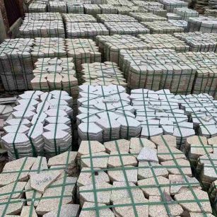 永州 黄金麻白麻花岗岩荔枝面地铺石(冰裂纹)