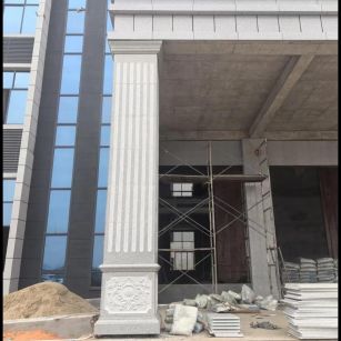 永州 芝麻白光面花岗岩门楼大柱（罗马柱）配雕花底座