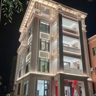 永州 芝麻白花岗岩别墅外墙夜间效果