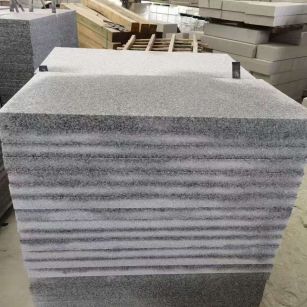 永州 芝麻白5公分火烧地铺成品，900*400，规格可定制