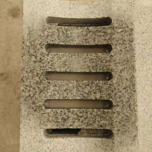 永州 芝麻白拉丝面花岗岩U型开槽排水槽