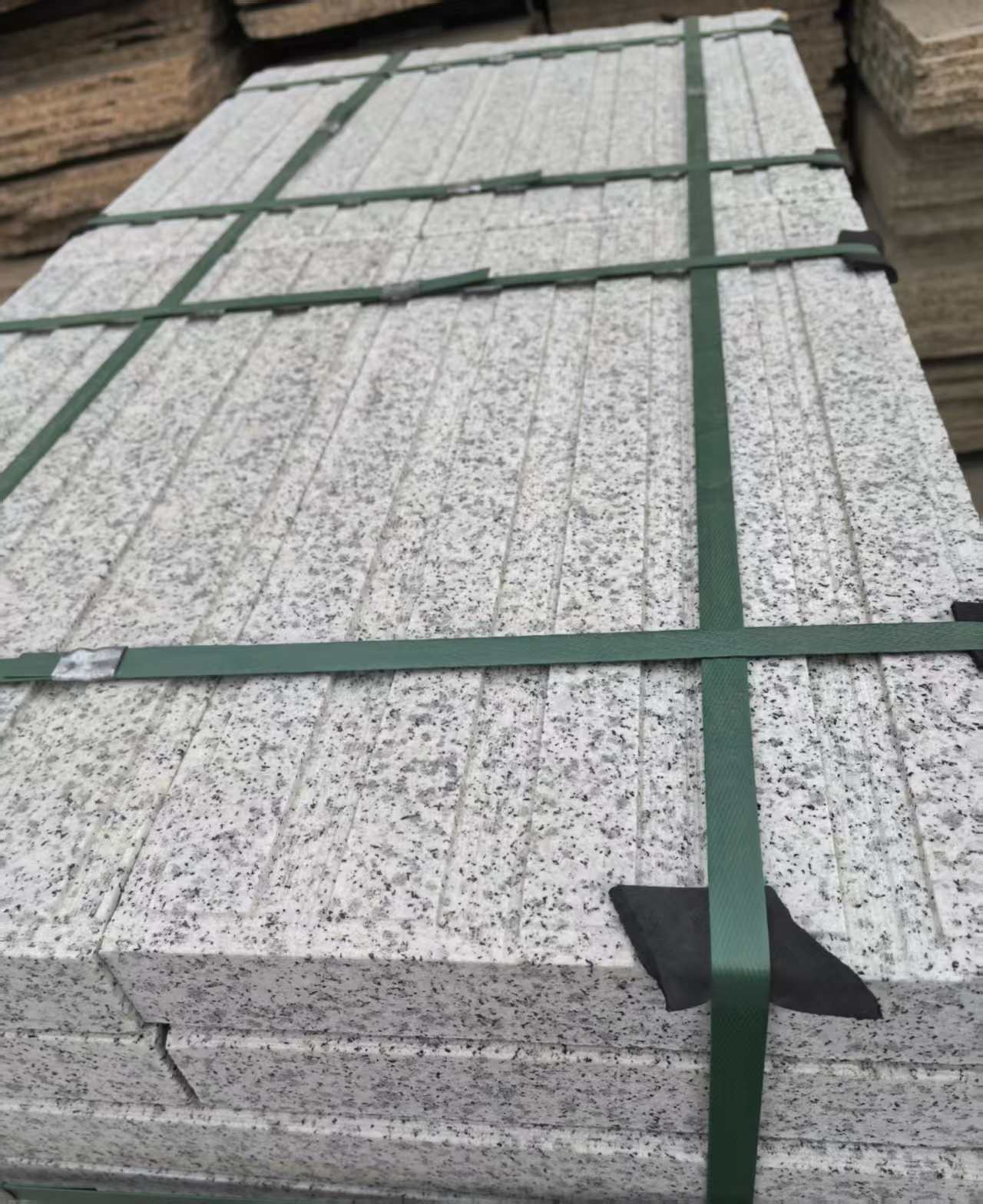 永州 白麻花岗岩直行盲道石，盲条，地铺石