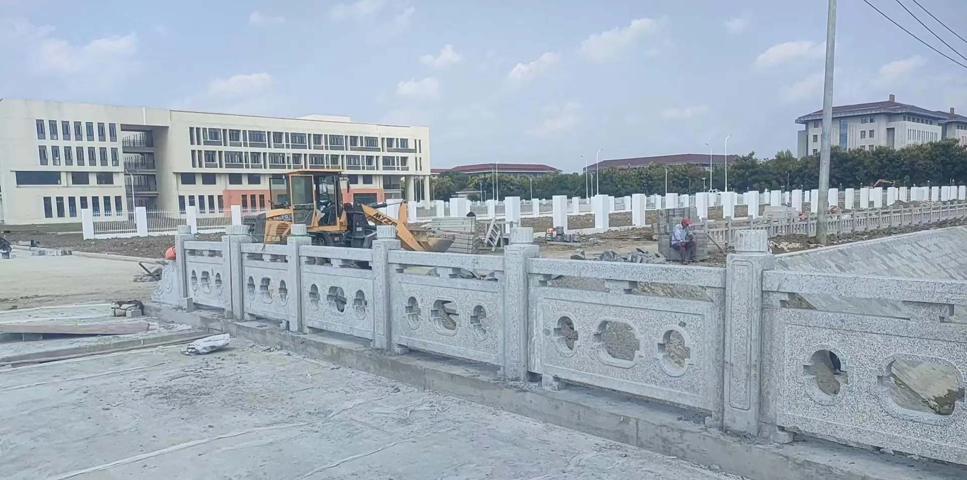 永州 白麻花岗岩荔枝面河道栏杆