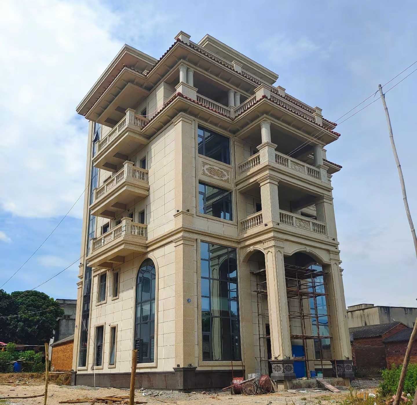 永州 黄金麻花岗岩石材别墅外墙干挂搭配（雕花栏杆花瓶柱门楼罗马柱）