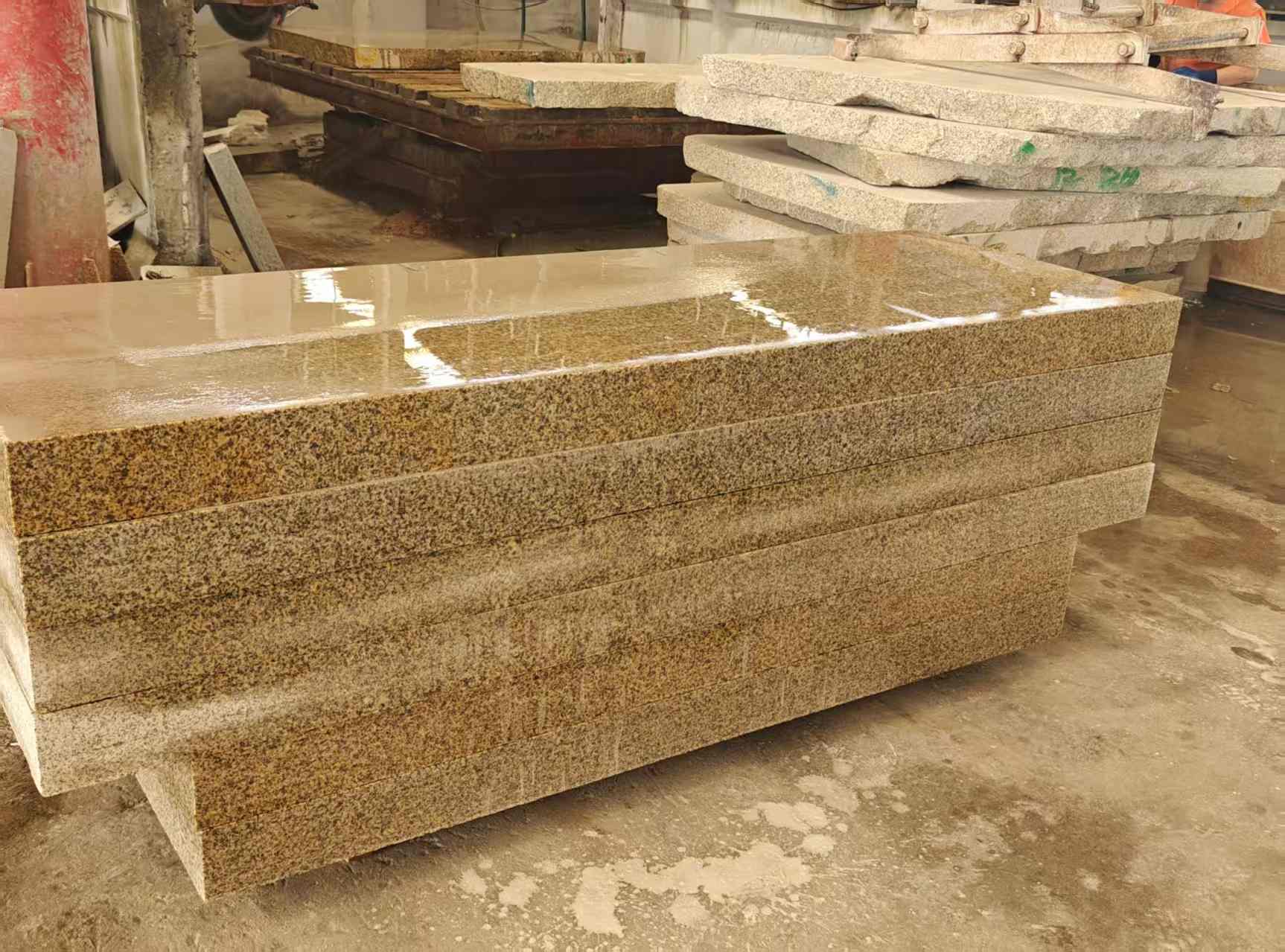 永州 黄金麻栏杆料半成品加工中